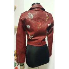 Geacă dama din piele ecologică brodata Geacă dama din piele ecologică brodata