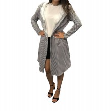 Cardigan dama larg in dungi alb-negru Cardigan dama larg in dungi alb-negru